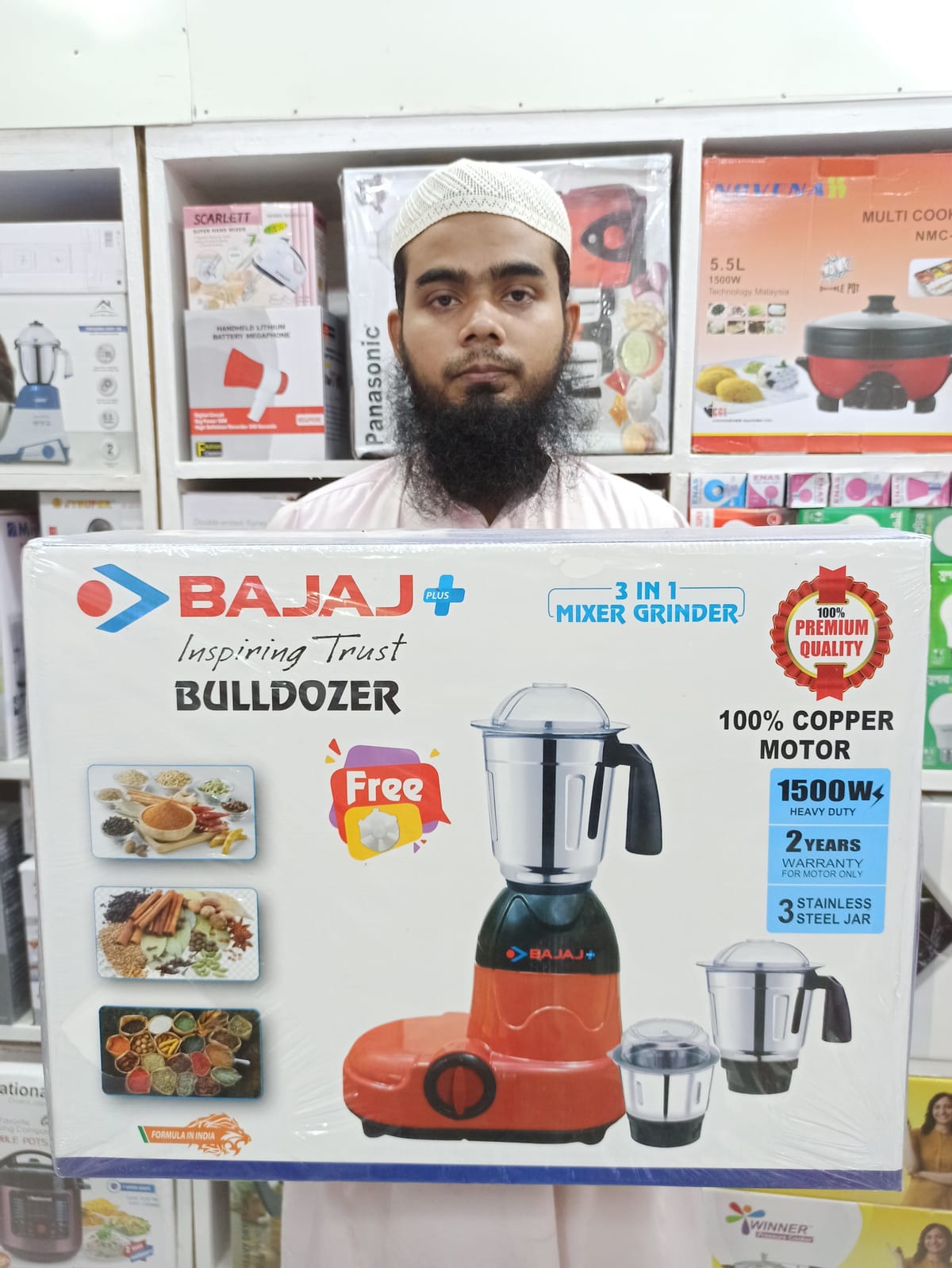 Bajaj plus Bulldozer 1500 watt mixer grinder